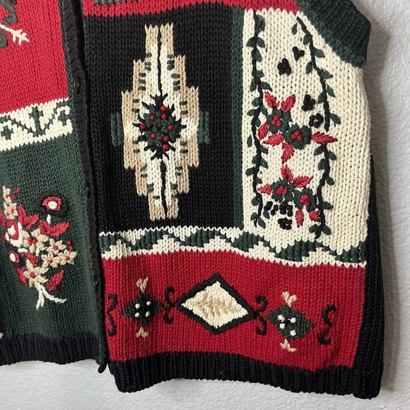 Vintage Mountain Lake Sweater Vest Floral Aztec Christmas Green Red Cottage Knit - Picture 4 of 12